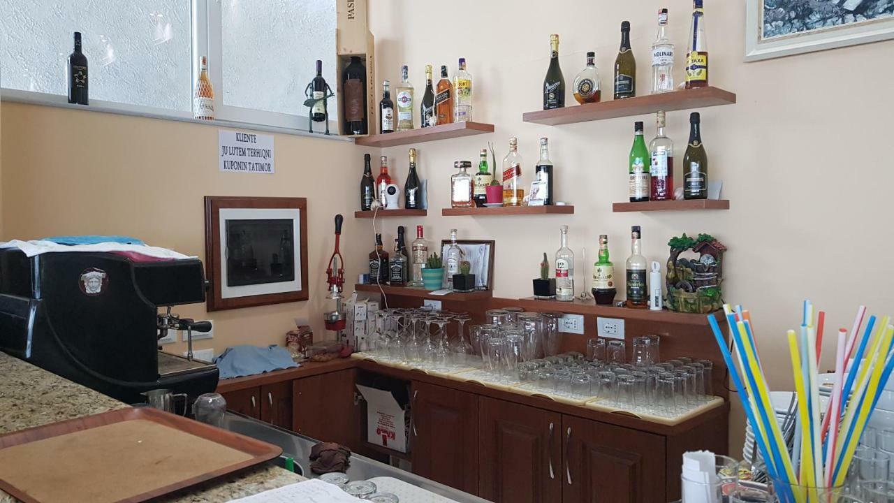 Rooms Lake View Balani Restaurant شكودر المظهر الخارجي الصورة