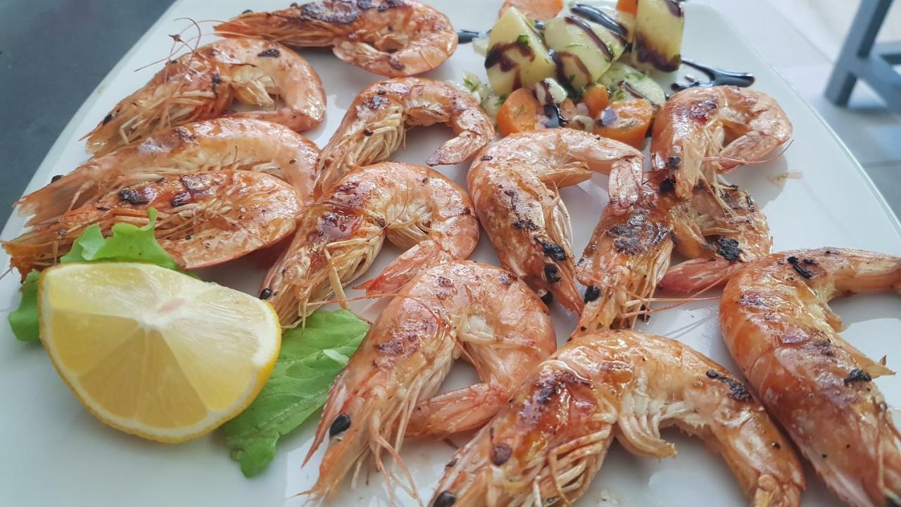 Rooms Lake View Balani Restaurant شكودر المظهر الخارجي الصورة